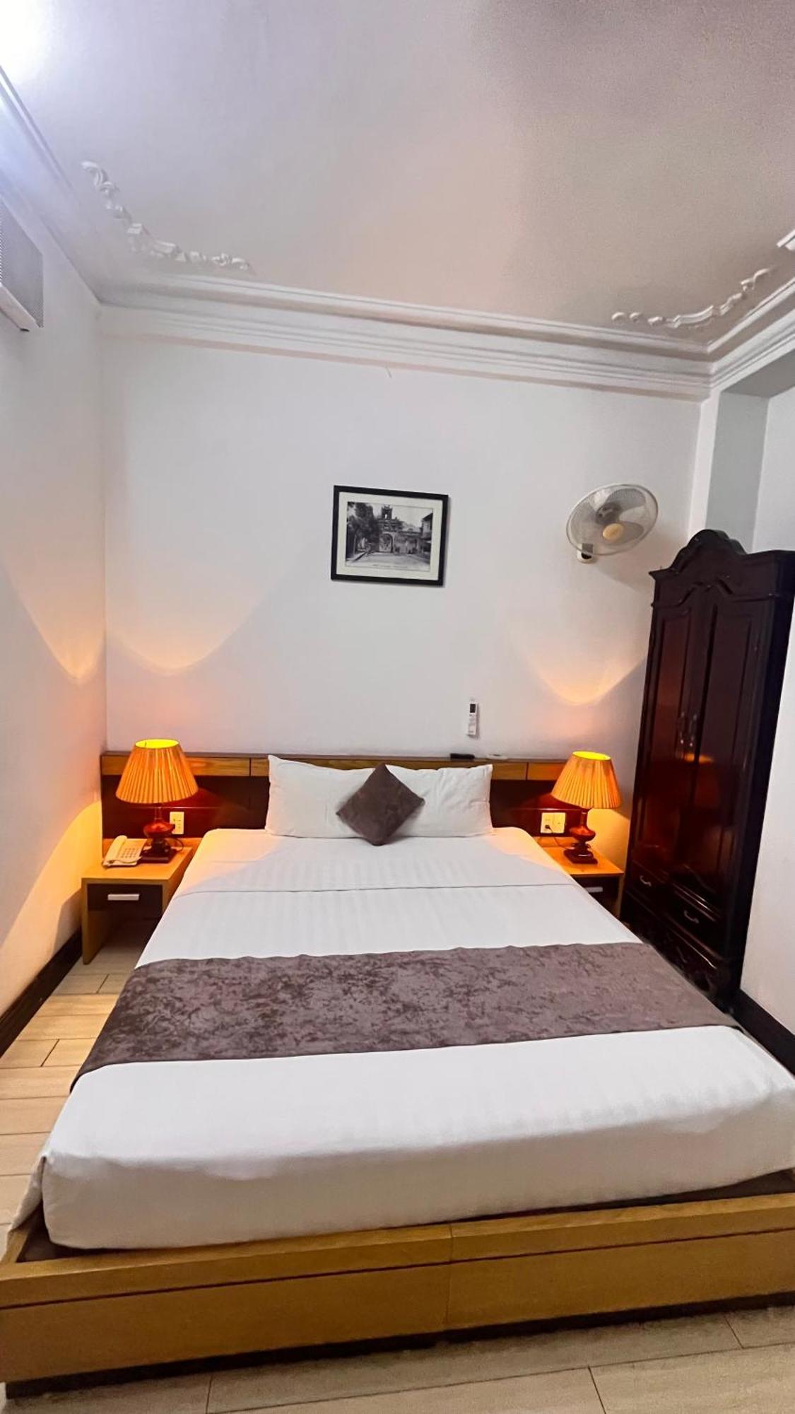 Hanoi Win Hotel & Travel Exteriör bild