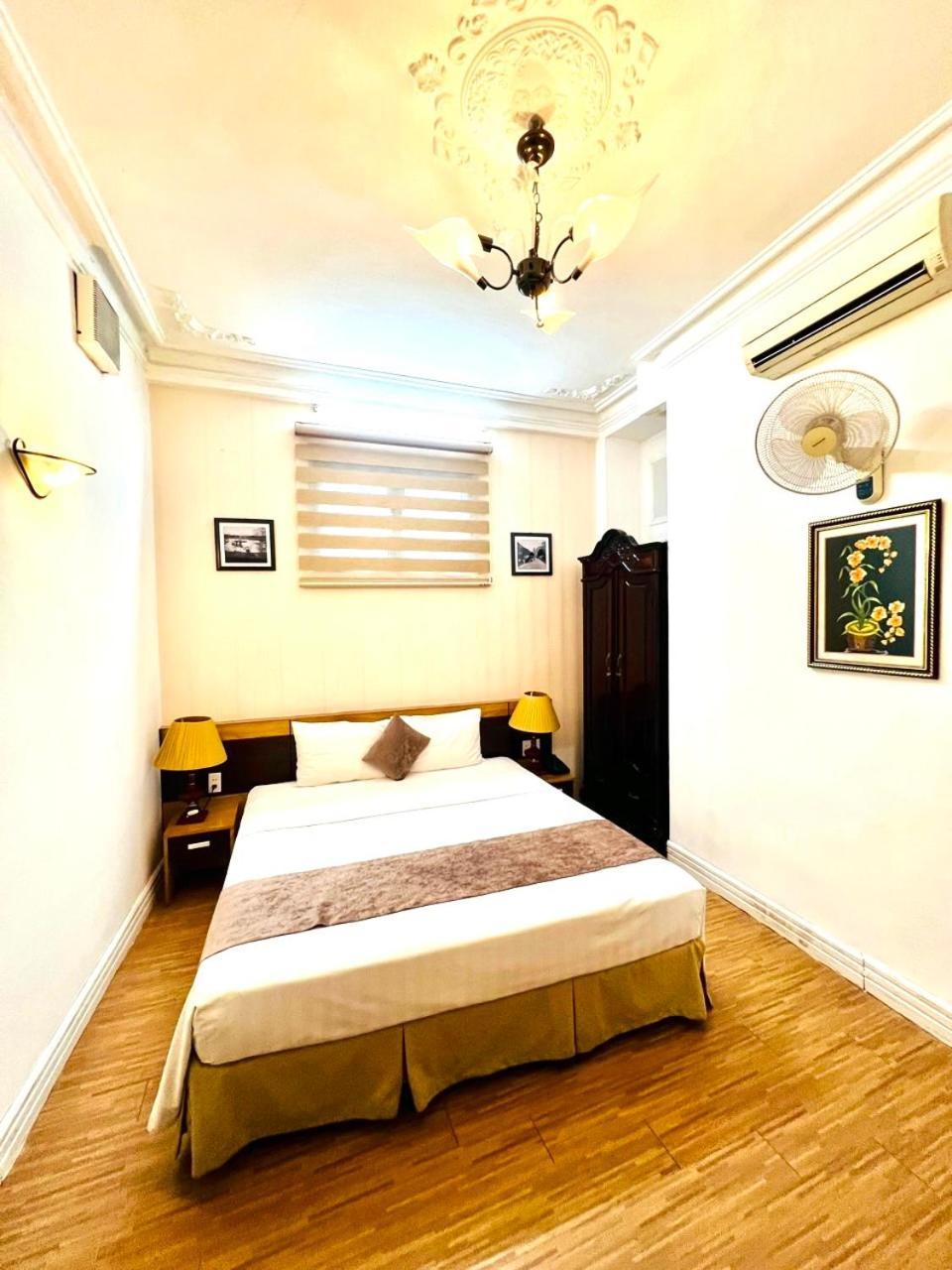 Hanoi Win Hotel & Travel Exteriör bild